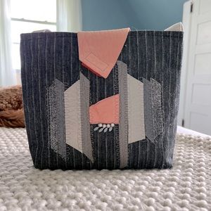 SBA Designs Wearable Art Purse (NWT)